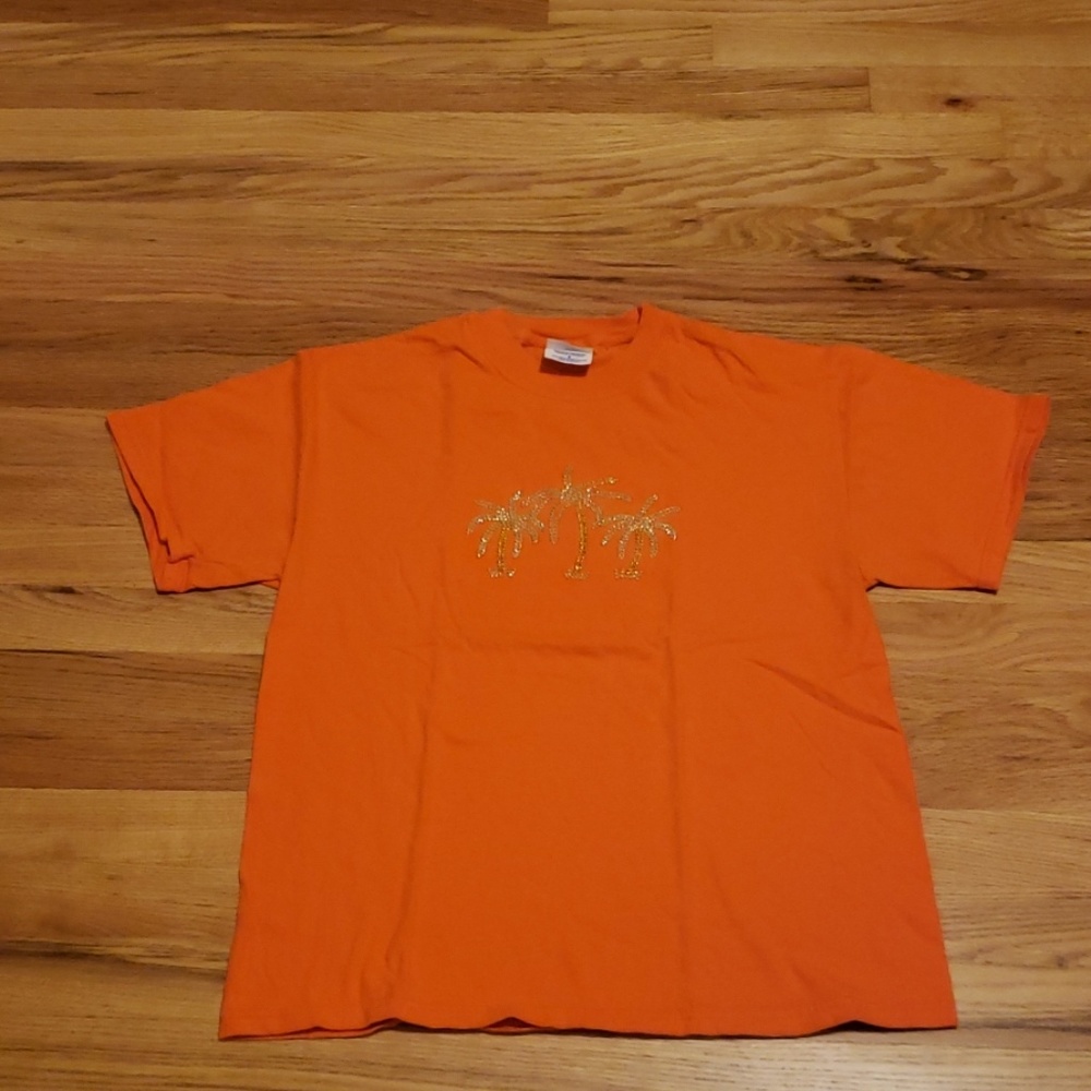Topical Embellishment T-shirt 👕